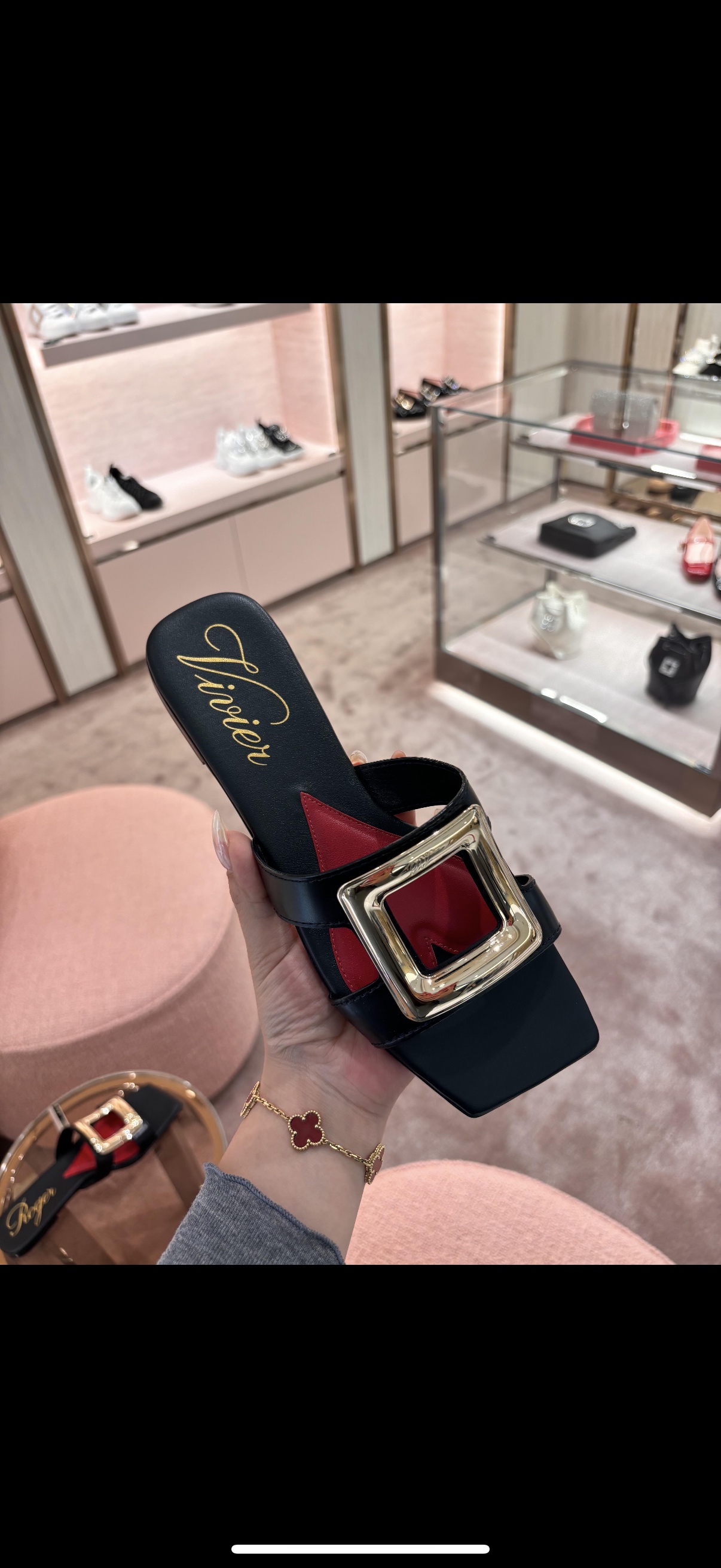 NO:886096,Roger Vivier｜Square buckle flat slippers,slippers,roger vivor,slippers19860909Roger Vivier｜方扣平底拖,拖鞋,roger vivier,slippers,Women's Shoes