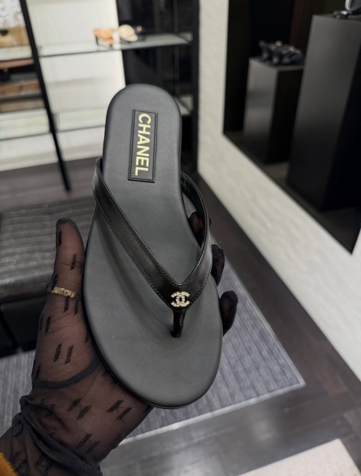 NO:888370,Xiaoxiang 26ss flip-flops look good on whoever wears them ~ summer essentials, slippers, slippers19860909小香26ss 人字拖 谁穿谁好看～夏日必备,拖鞋,slippers,Women's Shoes