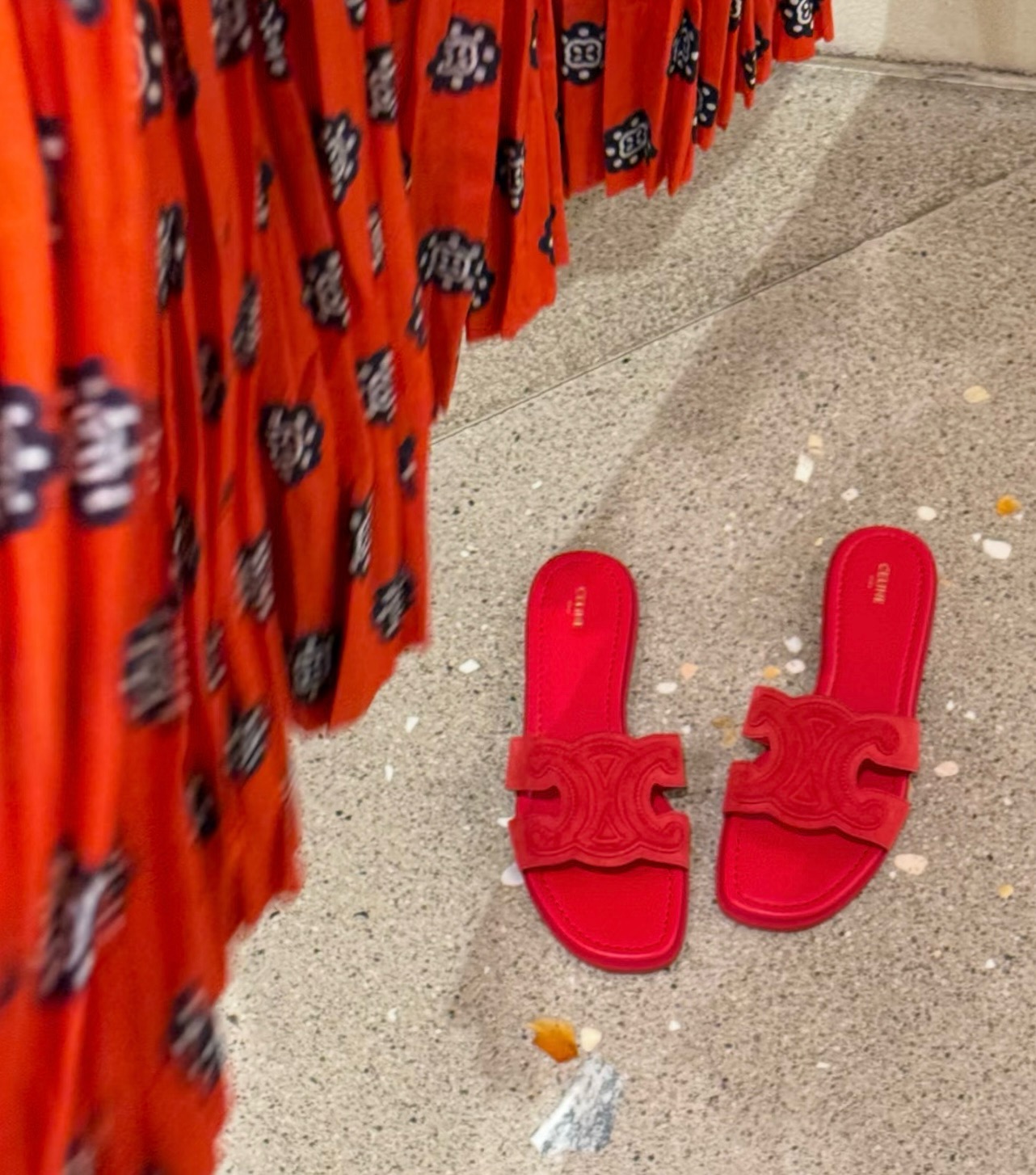 NO:906154,Celine｜Arc de Triomphe suede flat slippers, slippers, celine, slippers, chamois leather19860909Celine｜凯旋门麂皮平底拖,拖鞋,celine,slippers,chamois leather,Women's Shoes