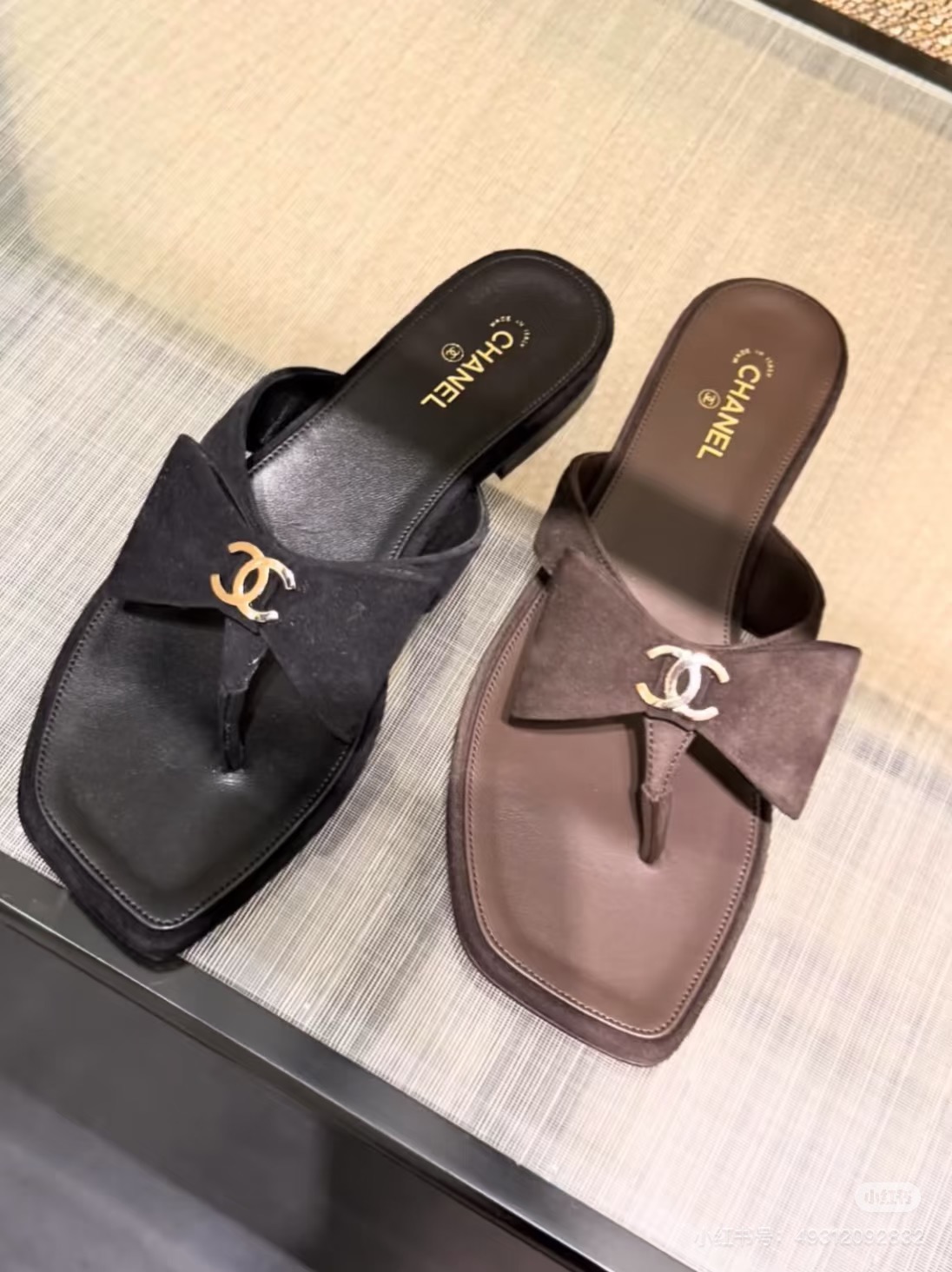NO:922611,Chanel new style｜Bow-tie flip-flops, split-toe shoes, chanel19860909Chanel新款｜蝴蝶结夹趾人字拖,分趾鞋,chanel,Women's Shoes
