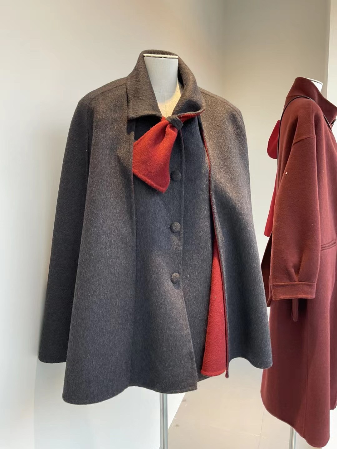 P702 HIGH-QUALITY WOMEN’S OUTFITS WITH DUST-PROOF BAGS AND TWO-FACED FRAGRANCE CAPE COAT SMLXL - 图片 3