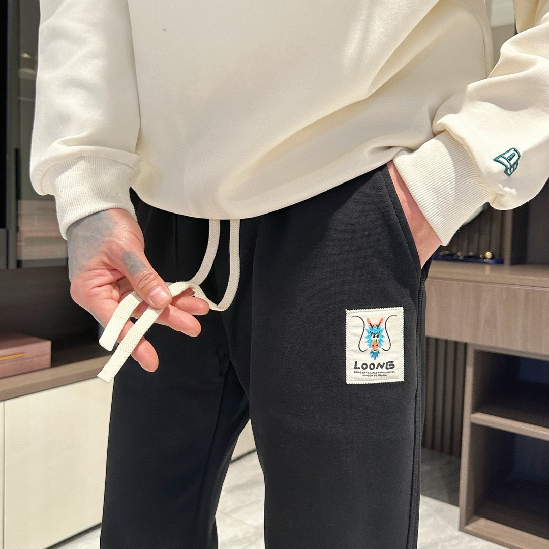   巴黎世家  顶级货品🐮🆕2025春夏新款休闲裤！官网同步发售。品牌经典LOGO休闲裤 ，定制面料，舒