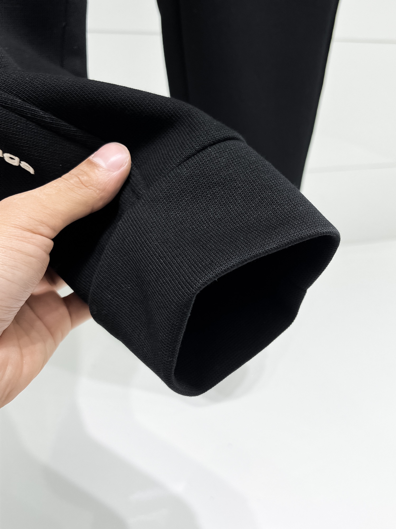 Paris Family Launches Top 2025 Leisure Pants with Custom Fabrics and Comforts - 图片 7