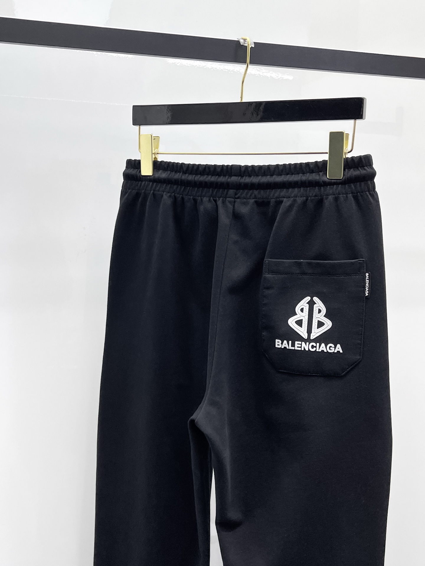 “2025 Spring & Summer Paris Family Leisure Pants: Custom Fabrics, Great Comfort & Visibility” - 图片 8