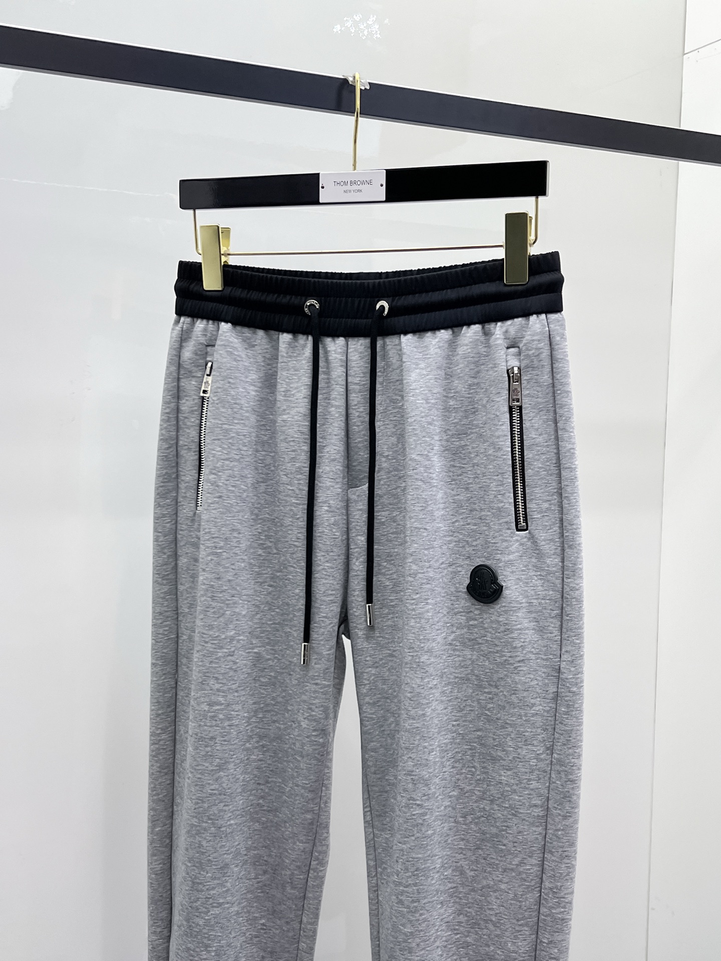 “New Summer Pants: Classic Logo Leisure Pants with Custom Fabrics and Great Comforts” - 图片 3