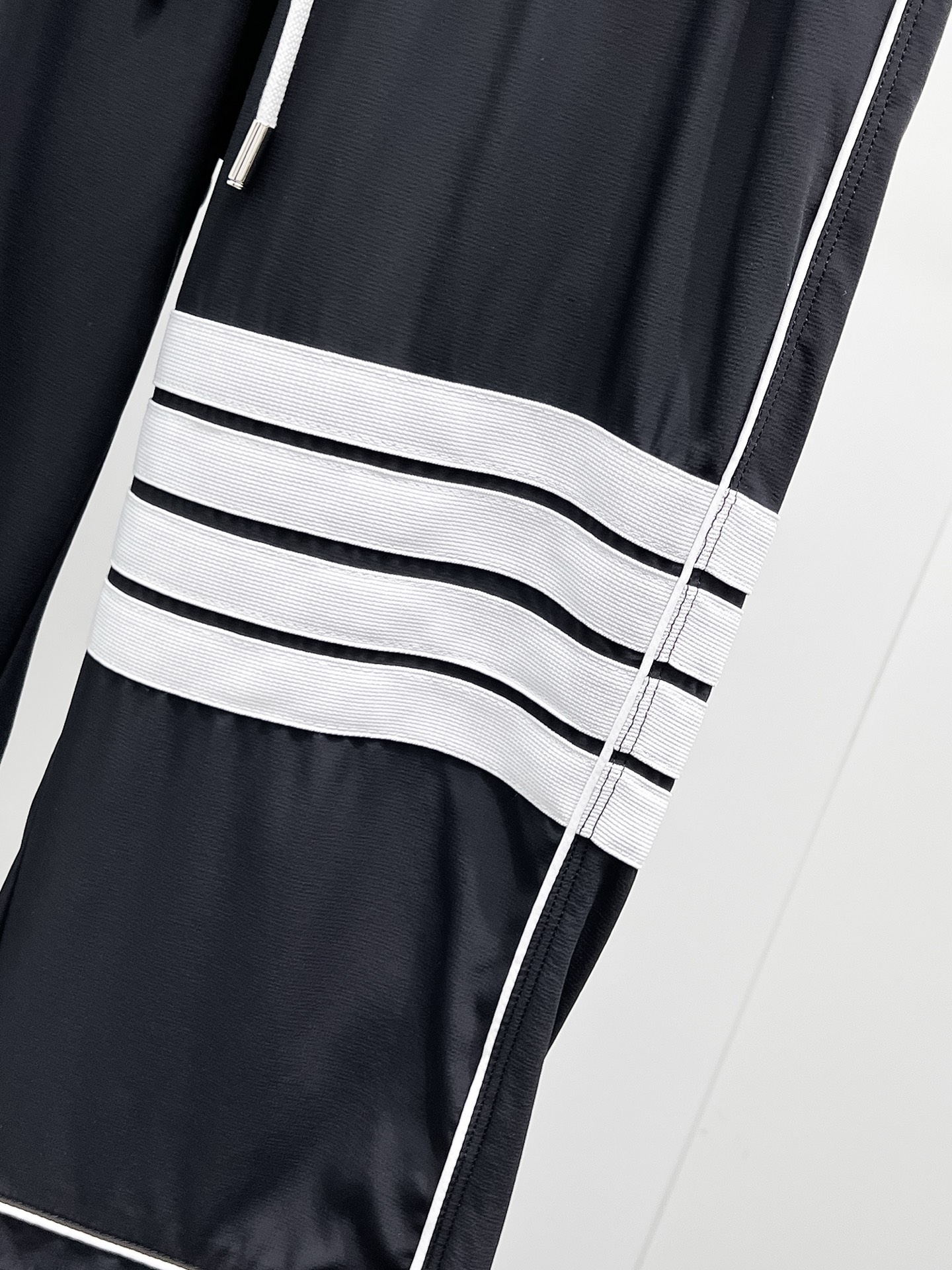 “2025 Summer Top Product: Classic Logo Leisure Pants with Custom Fabrics and Great Comforts” - 图片 7