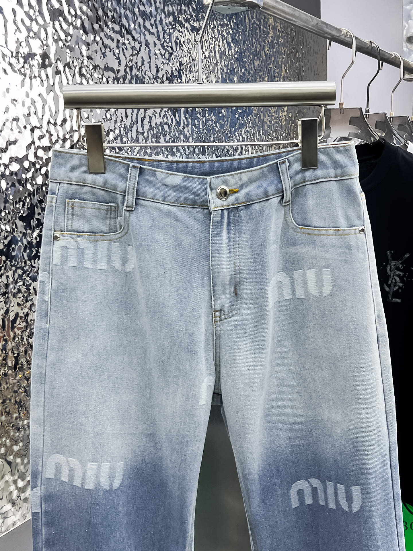 MIU  牛仔裤服装 3