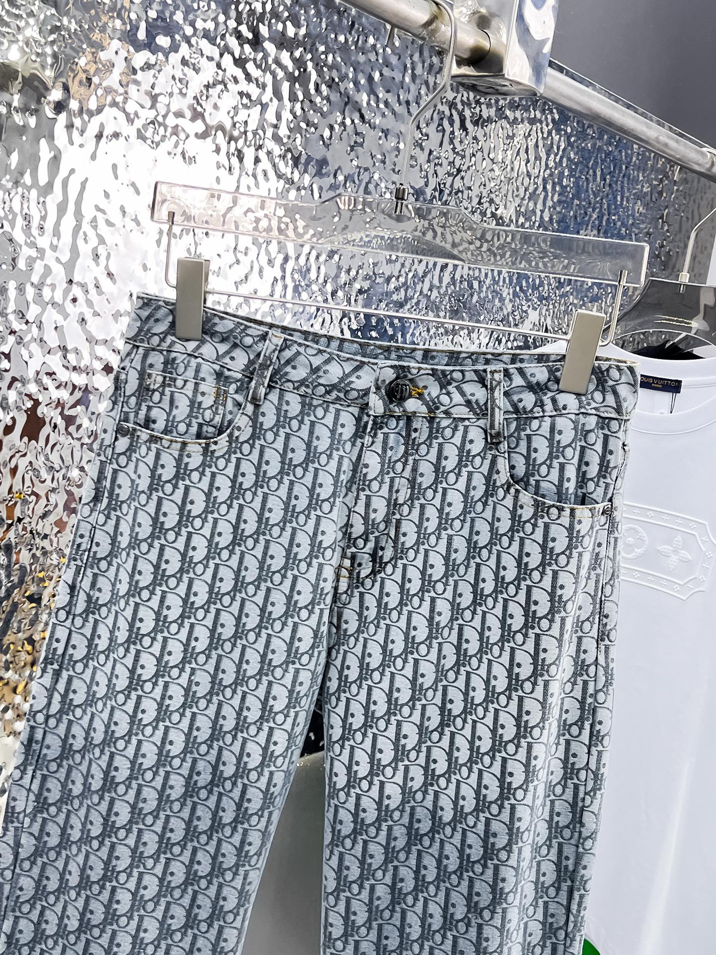 Dior  牛仔裤服装 3