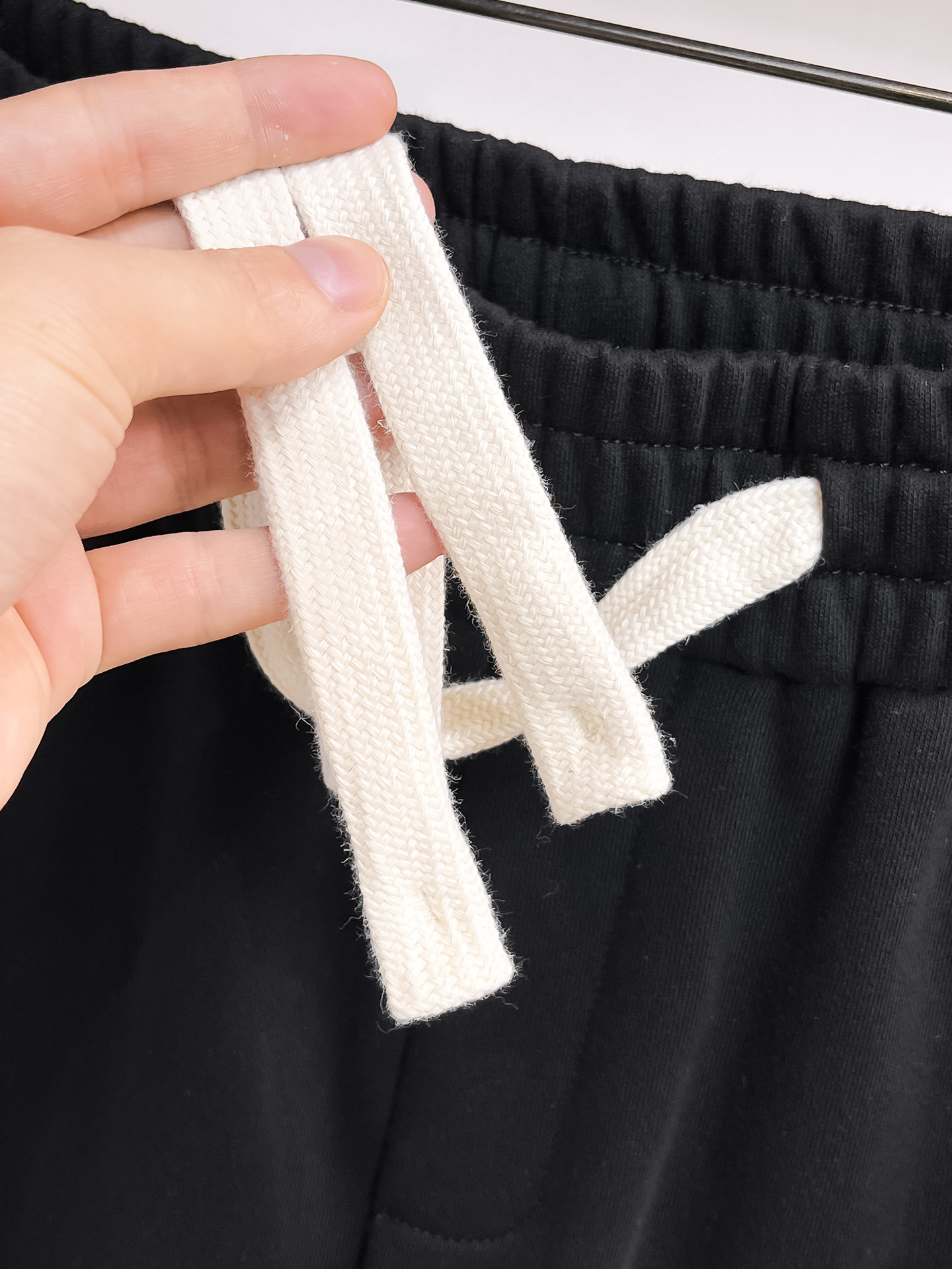 Balenciaga  休闲短裤服装 5