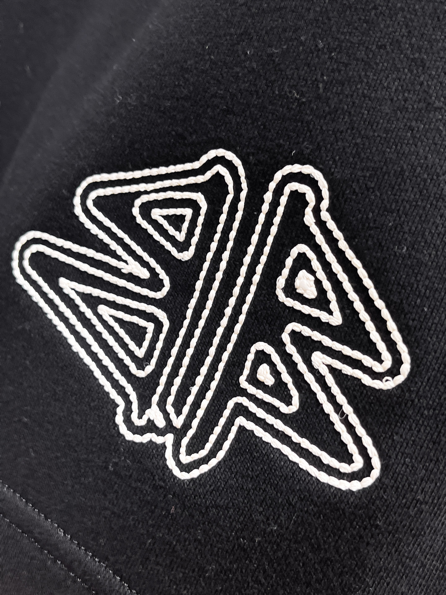 Balenciaga  休闲短裤服装 8