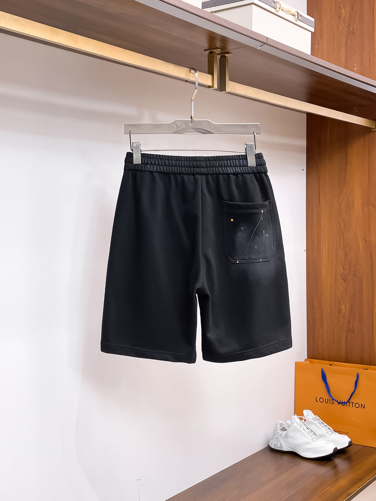 Balenciaga  休闲短裤服装 2