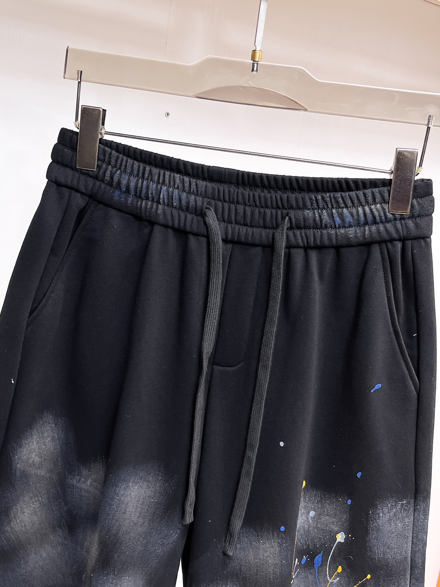 Balenciaga  休闲短裤服装 3