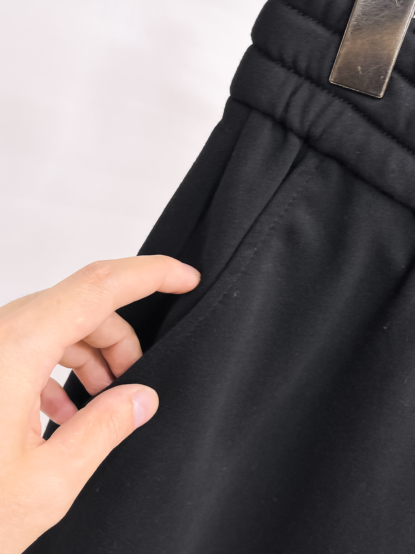 Burberry  休闲短裤服装 4