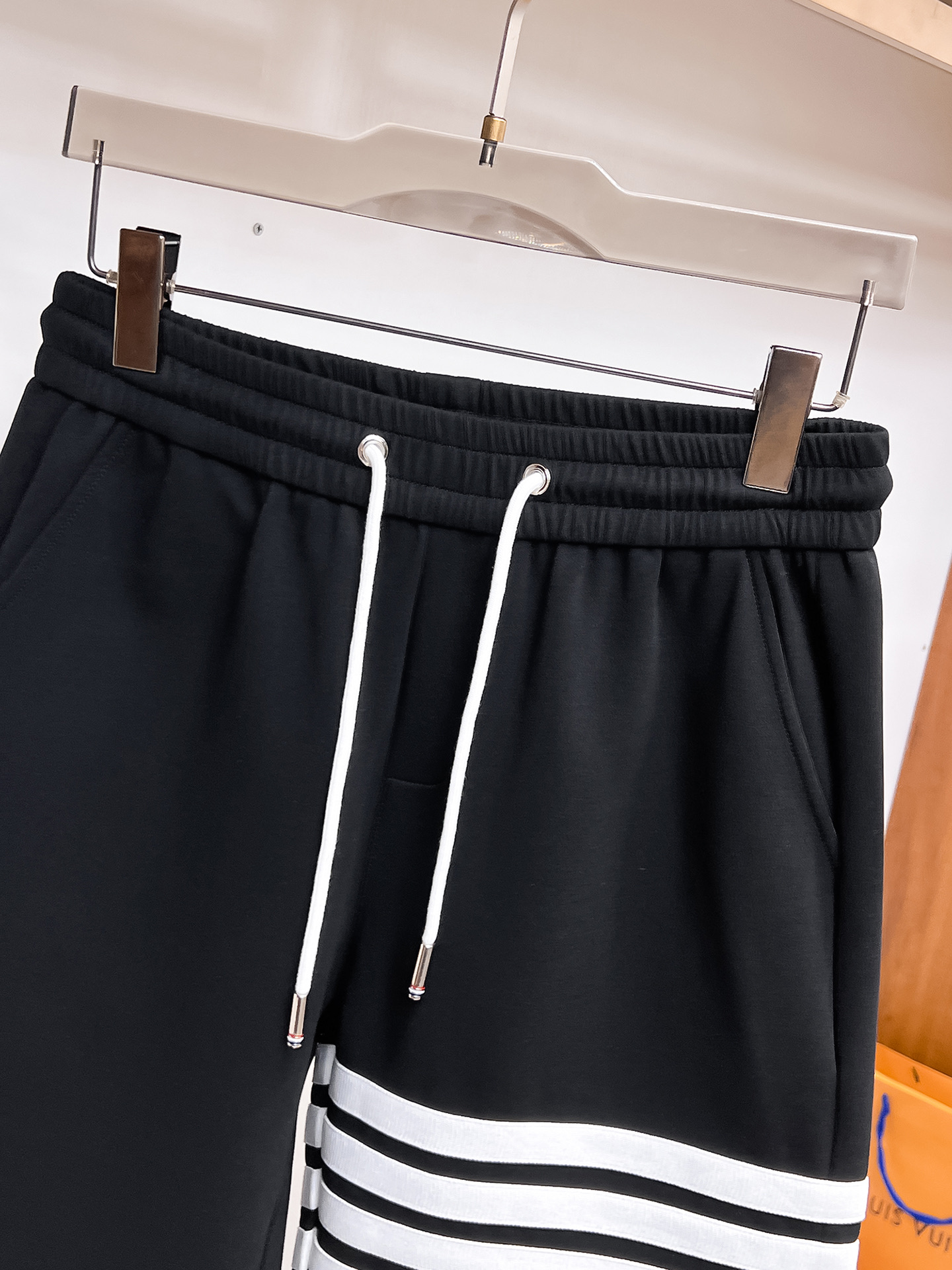   休闲短裤服装 3