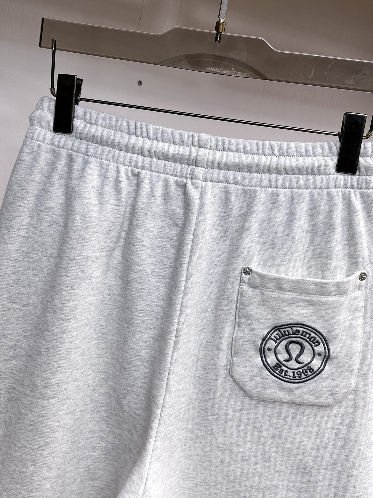 Lulu  休闲短裤服装 9