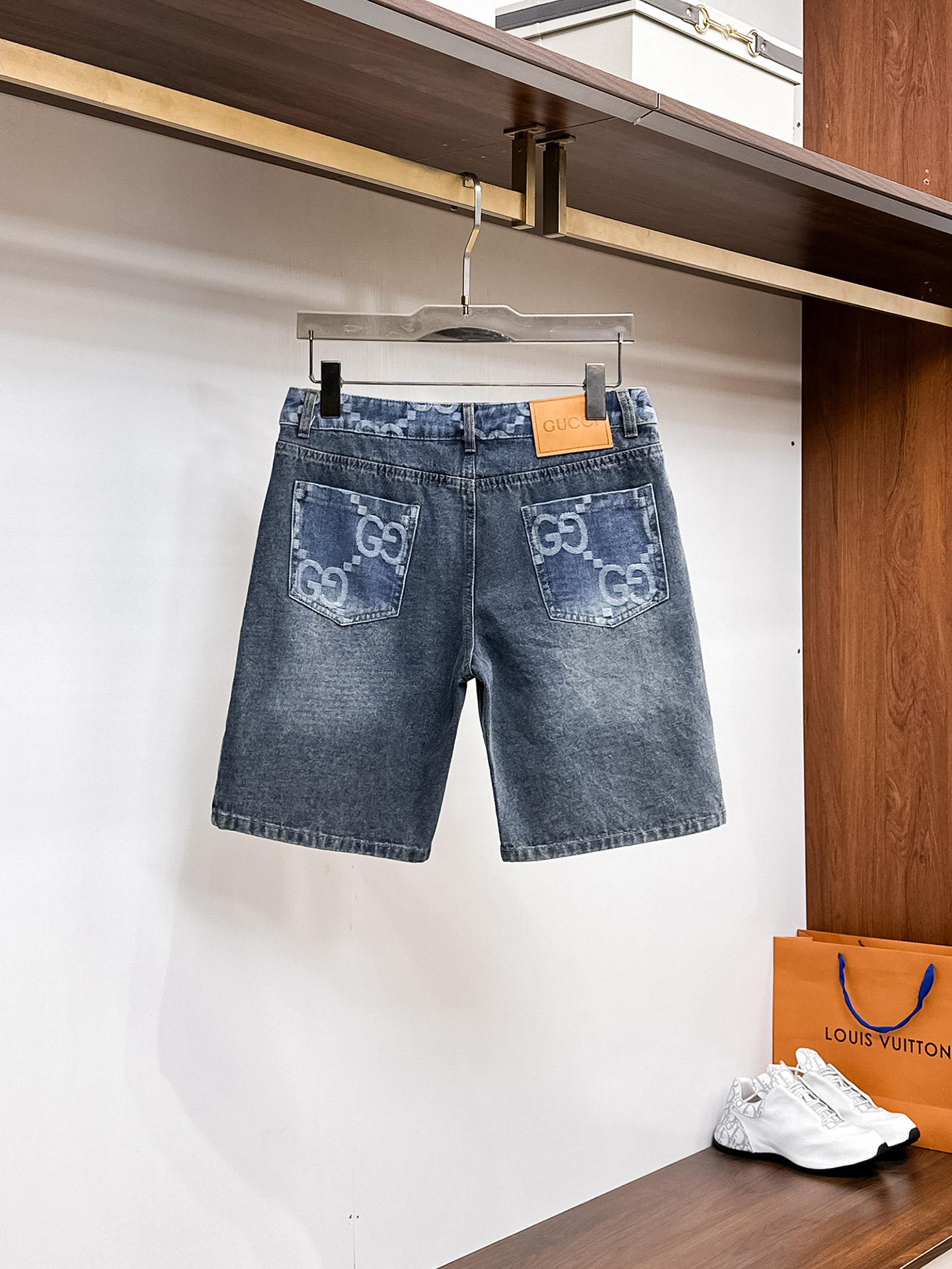 Gucci  牛仔短裤服装 2