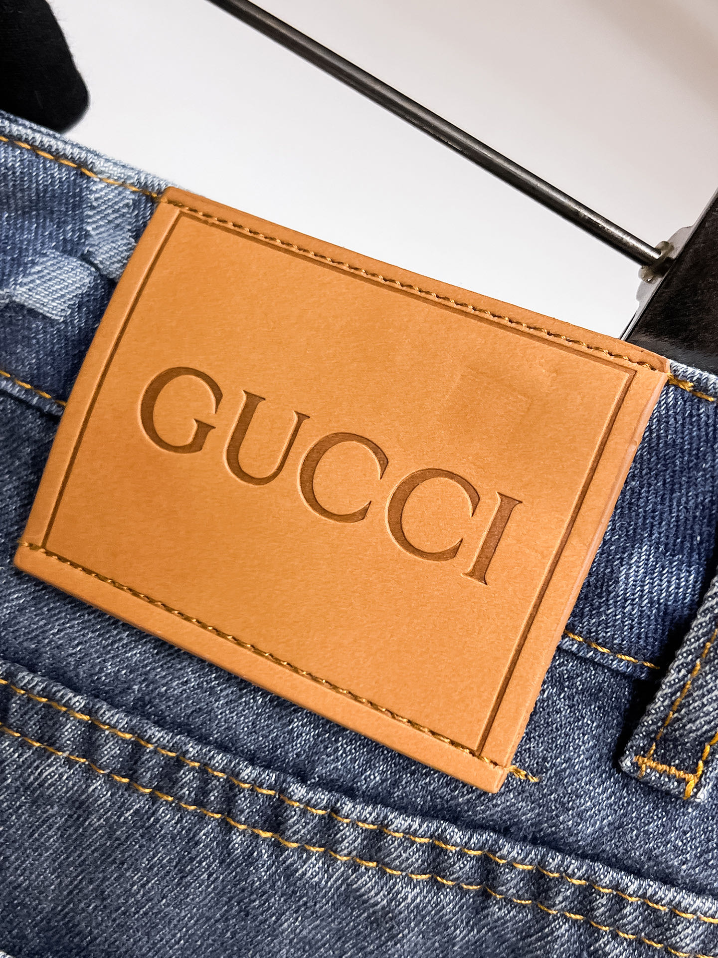 Gucci  牛仔短裤服装 9