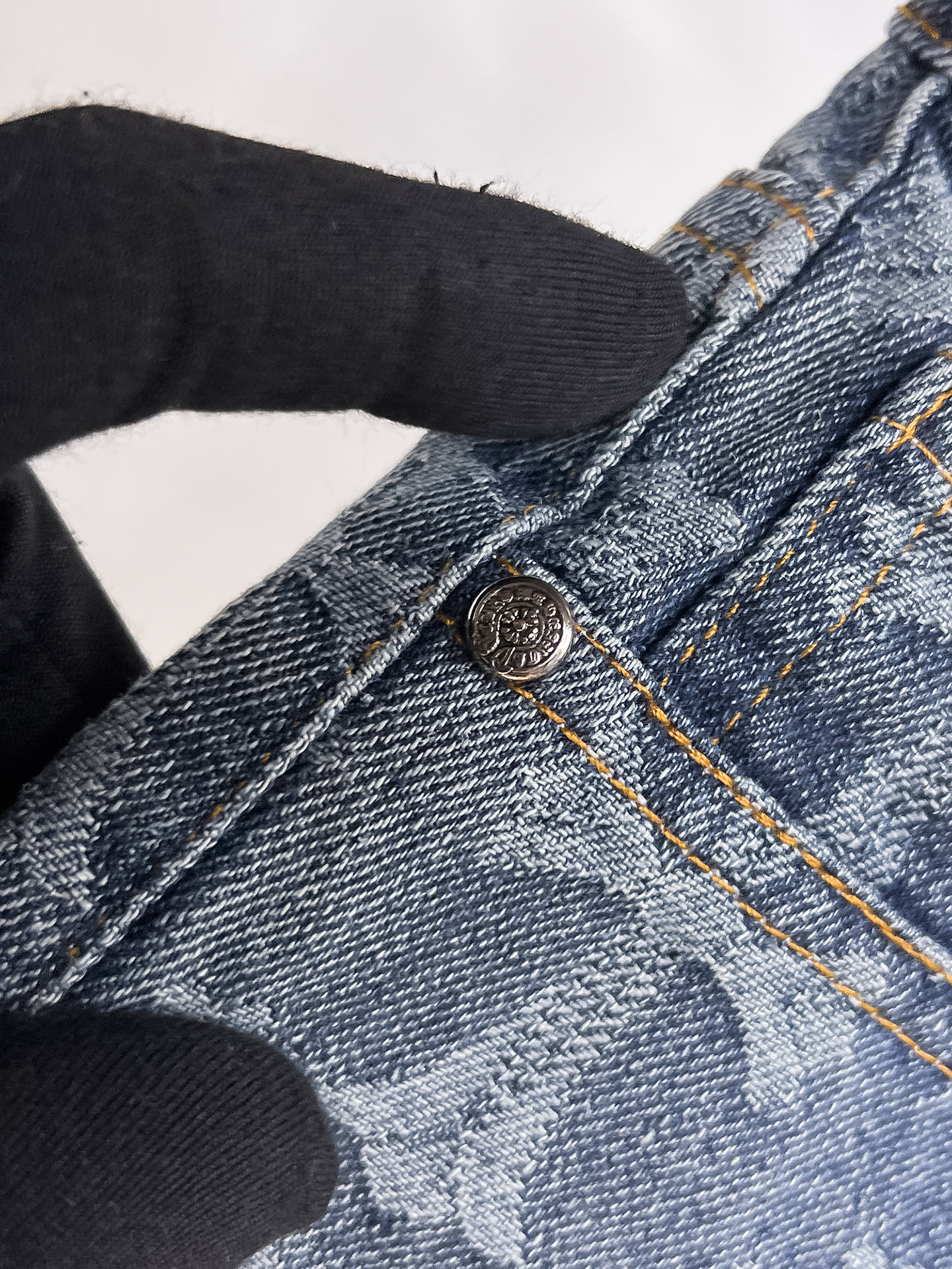 Calvin Klein  牛仔短裤服装 5