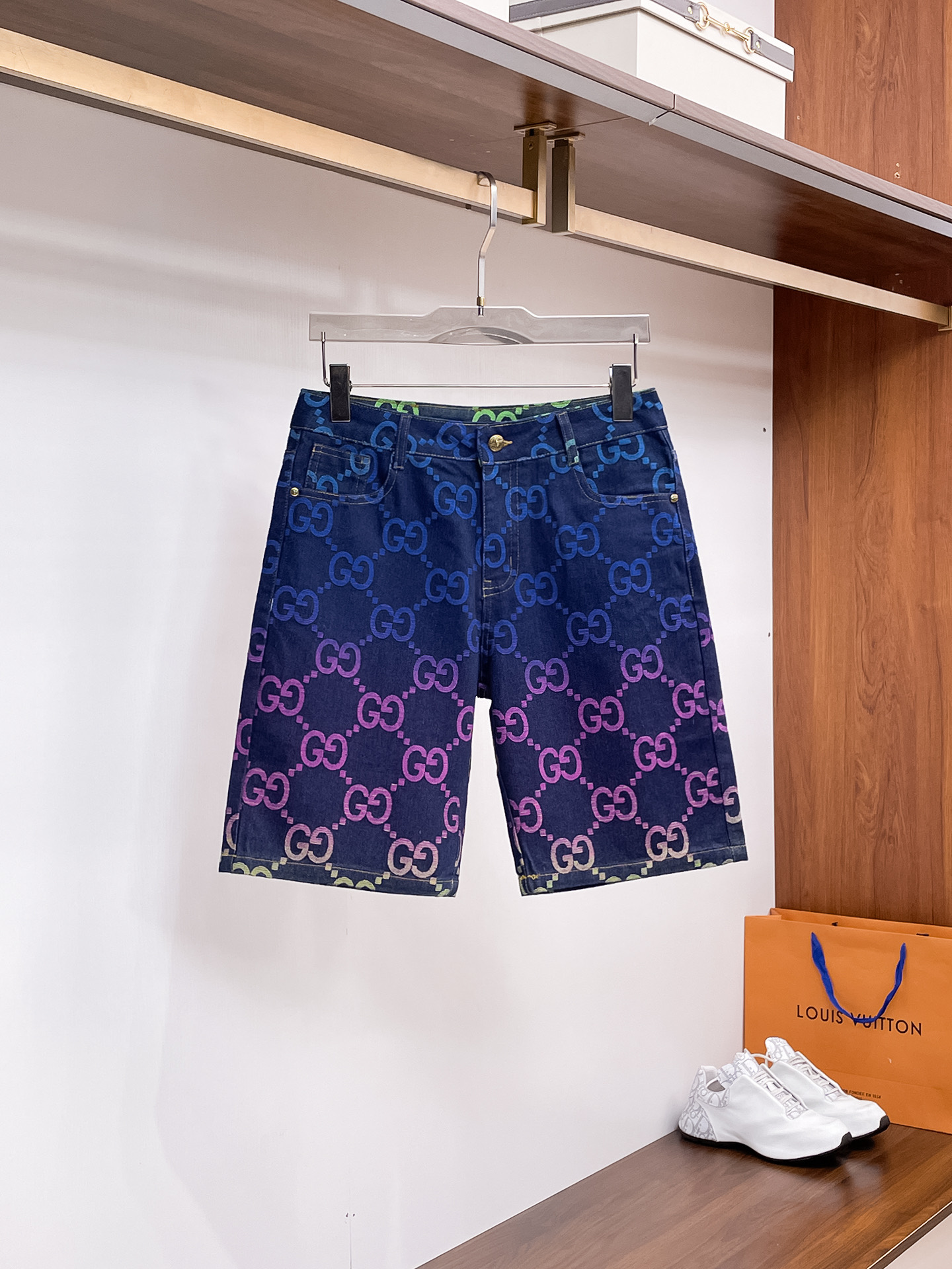 Gucci  牛仔短裤服装 1