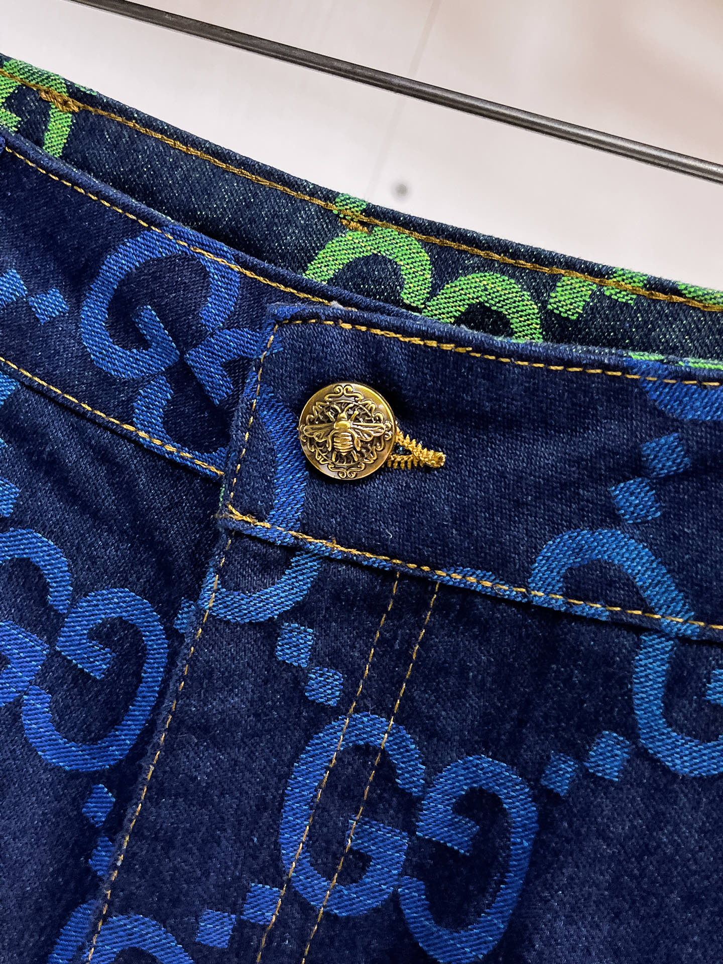 Gucci  牛仔短裤服装 6