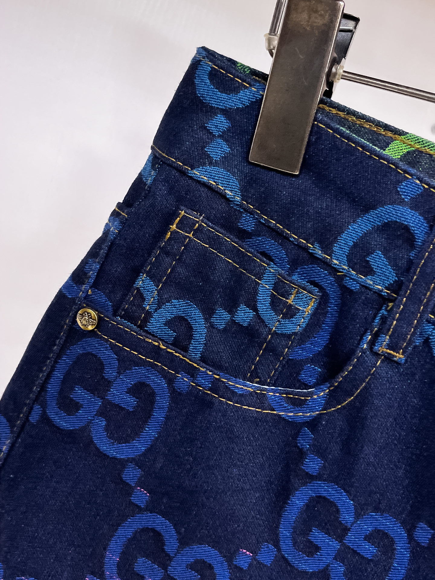 Gucci  牛仔短裤服装 4