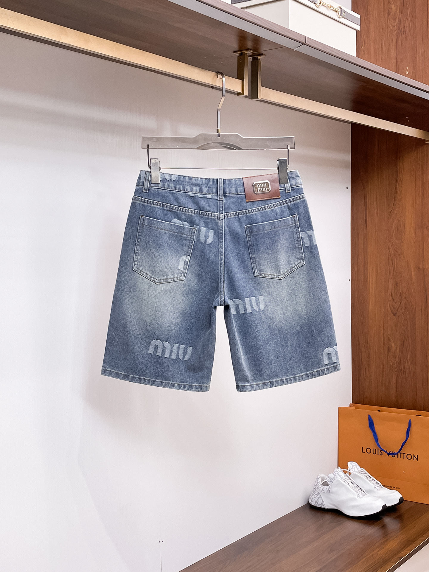 MIU  牛仔短裤服装 2