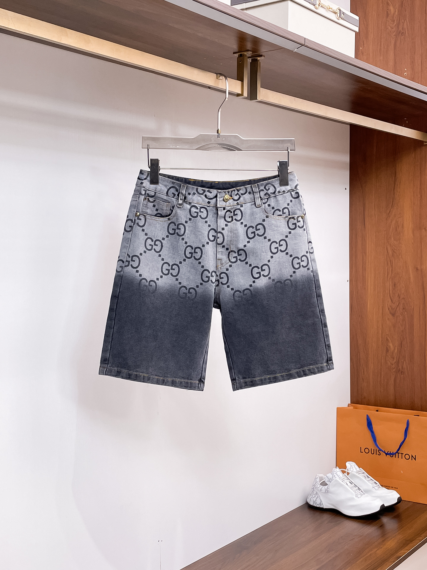 Gucci  牛仔短裤服装 1