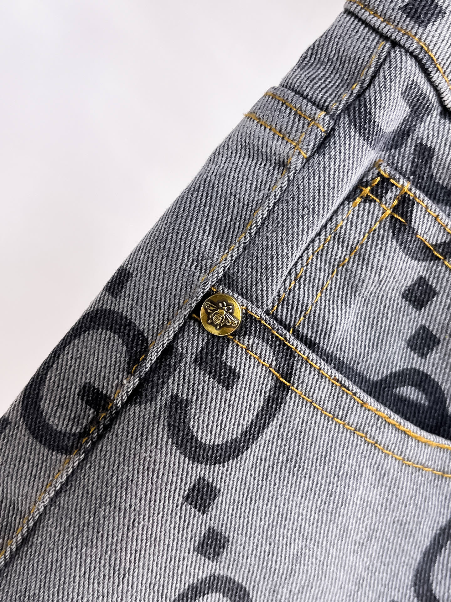 Gucci  牛仔短裤服装 5