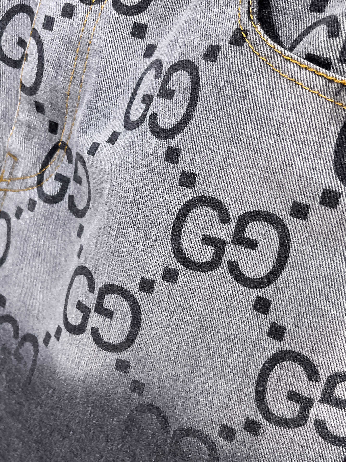 Gucci  牛仔短裤服装 7