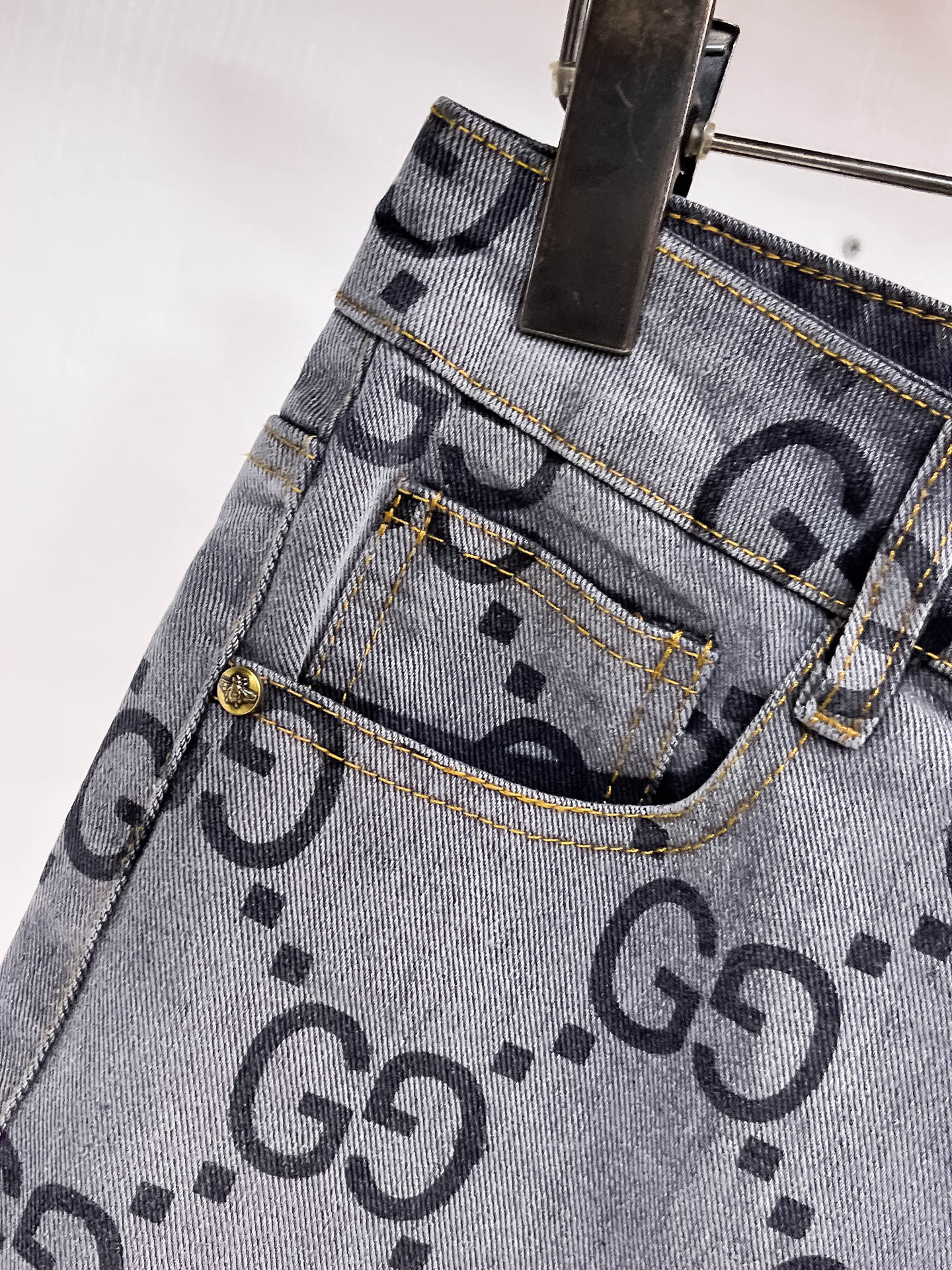 Gucci  牛仔短裤服装 4