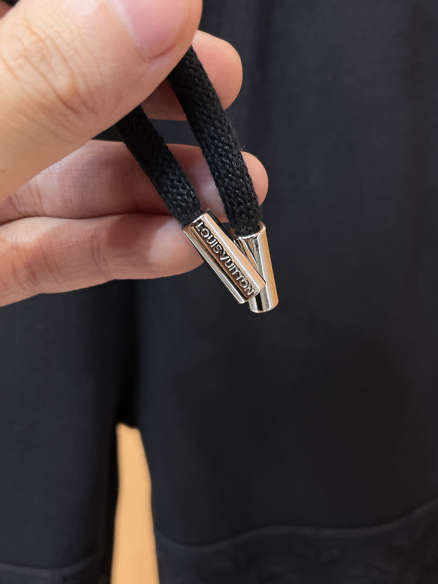 LV 顶级货品🐮 🆕2025秋冬新款休闲裤！官网同步发售。品牌经典LOGO休闲裤 ，定制面料，舒适度极好