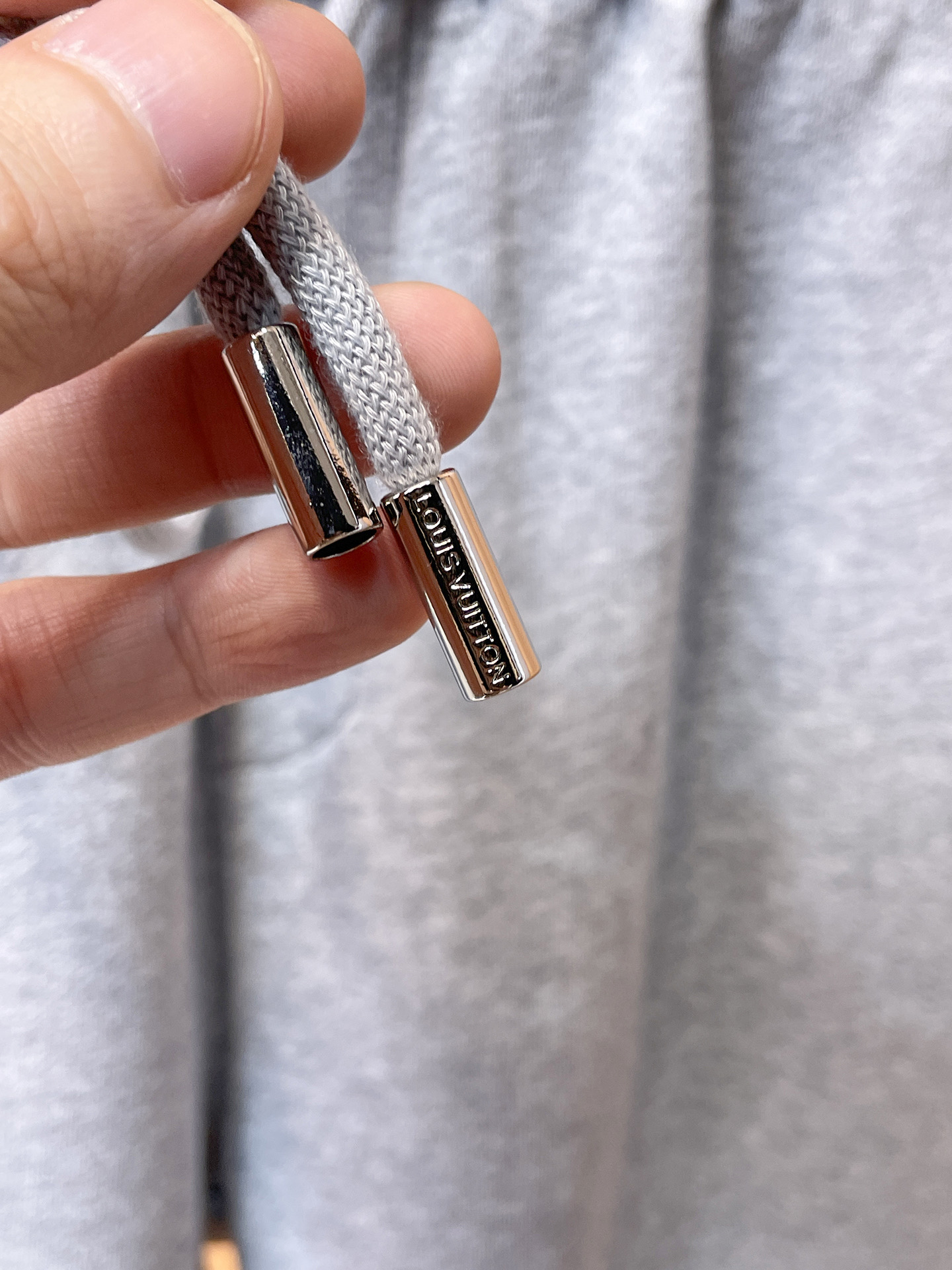 LV 顶级货品🐮 🆕2025秋冬新款休闲裤！官网同步发售。品牌经典LOGO休闲裤 ，定制面料，舒适度极好