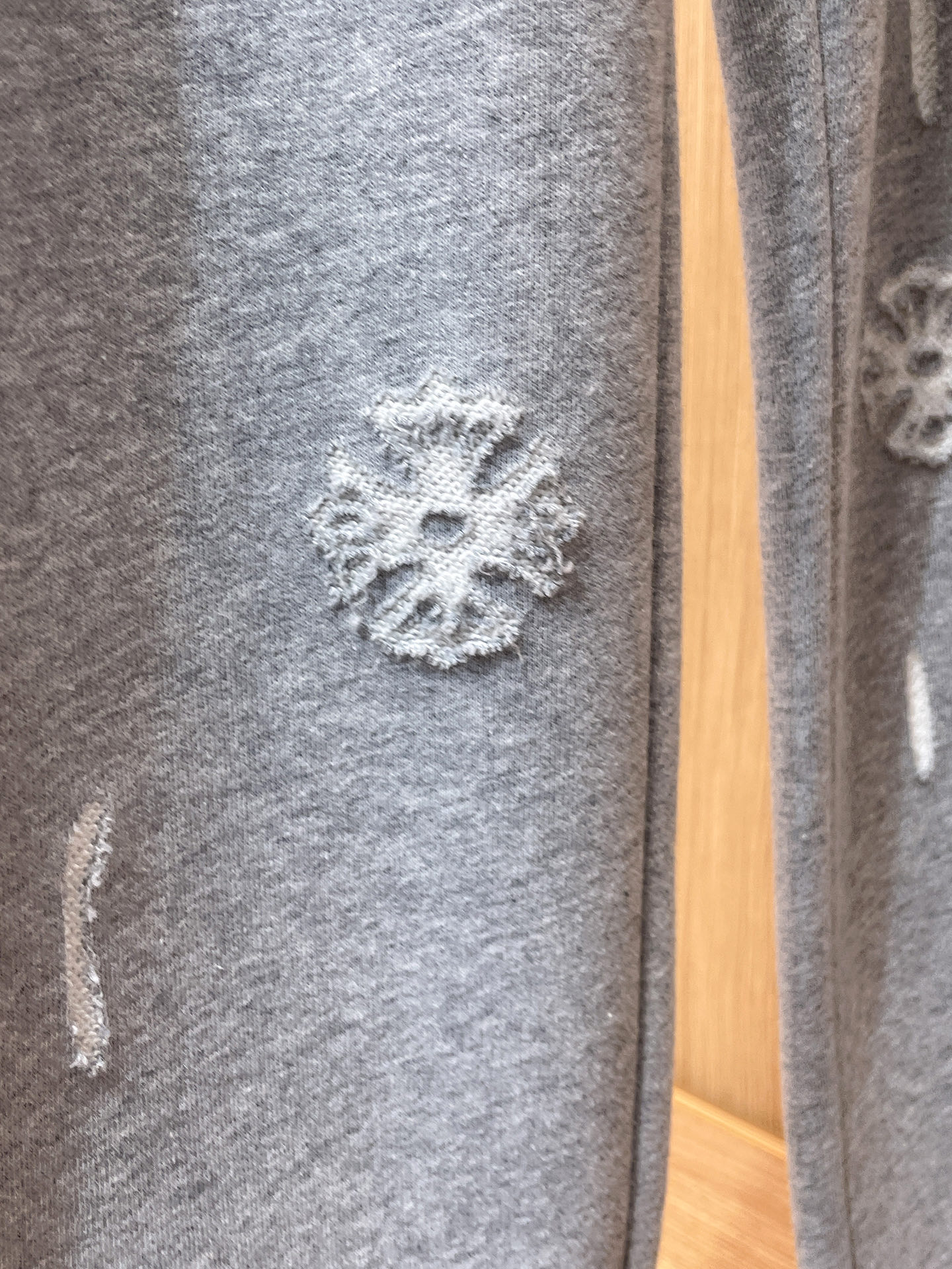 克罗心 顶级货品🐮 🆕2025秋冬新款休闲裤！官网同步发售。品牌经典LOGO休闲裤 ，定制面料，舒适度极