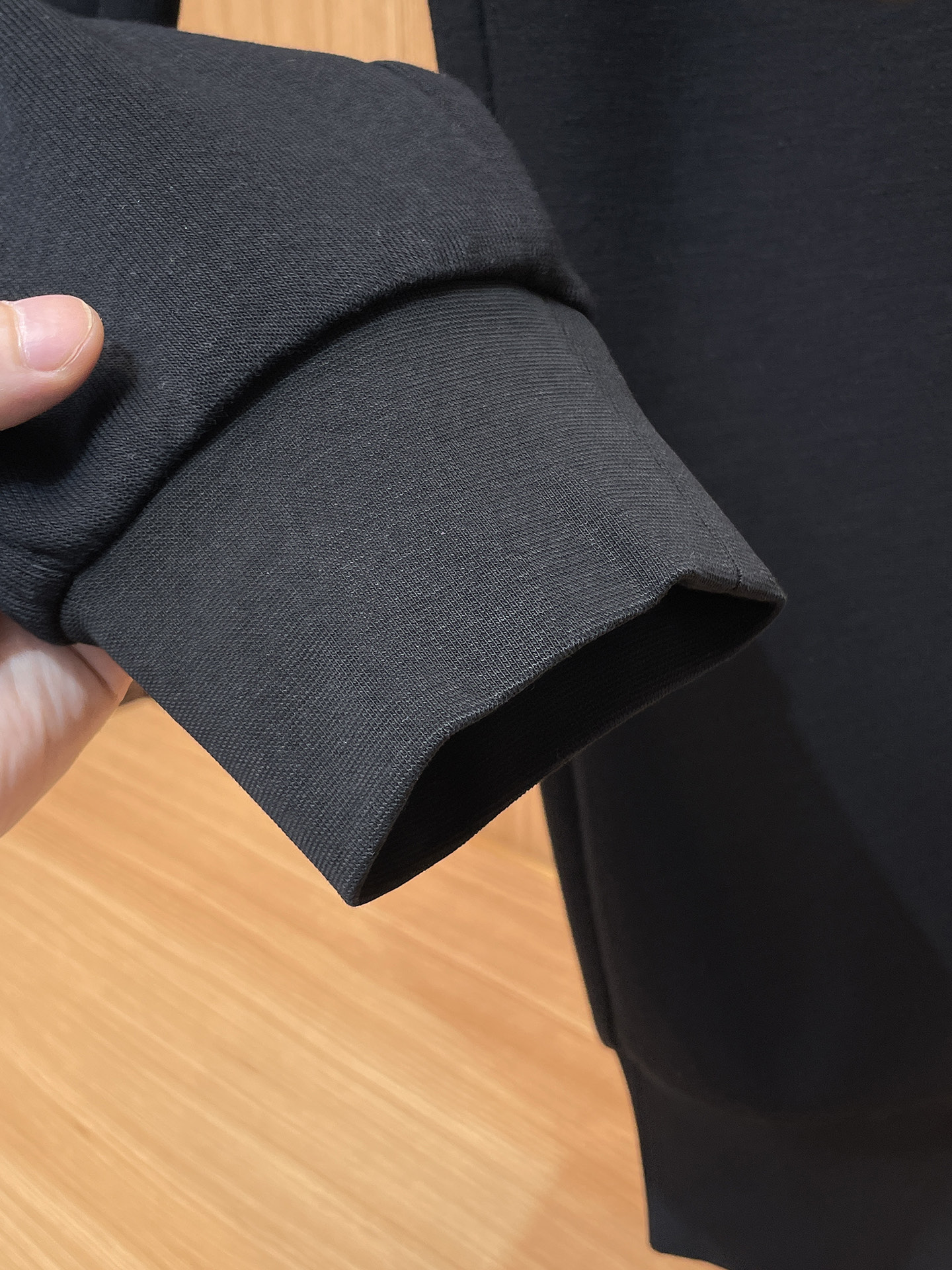 巴宝莉 顶级货品🐮 🆕2025秋冬新款休闲裤！官网同步发售。品牌经典LOGO休闲裤 ，定制面料，舒适度极