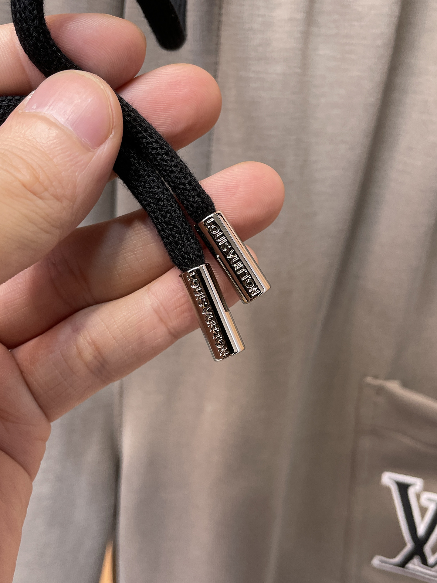 LV 顶级货品🐮 🆕2025秋冬新款休闲裤！官网同步发售。品牌经典LOGO休闲裤 ，定制面料，舒适度极好