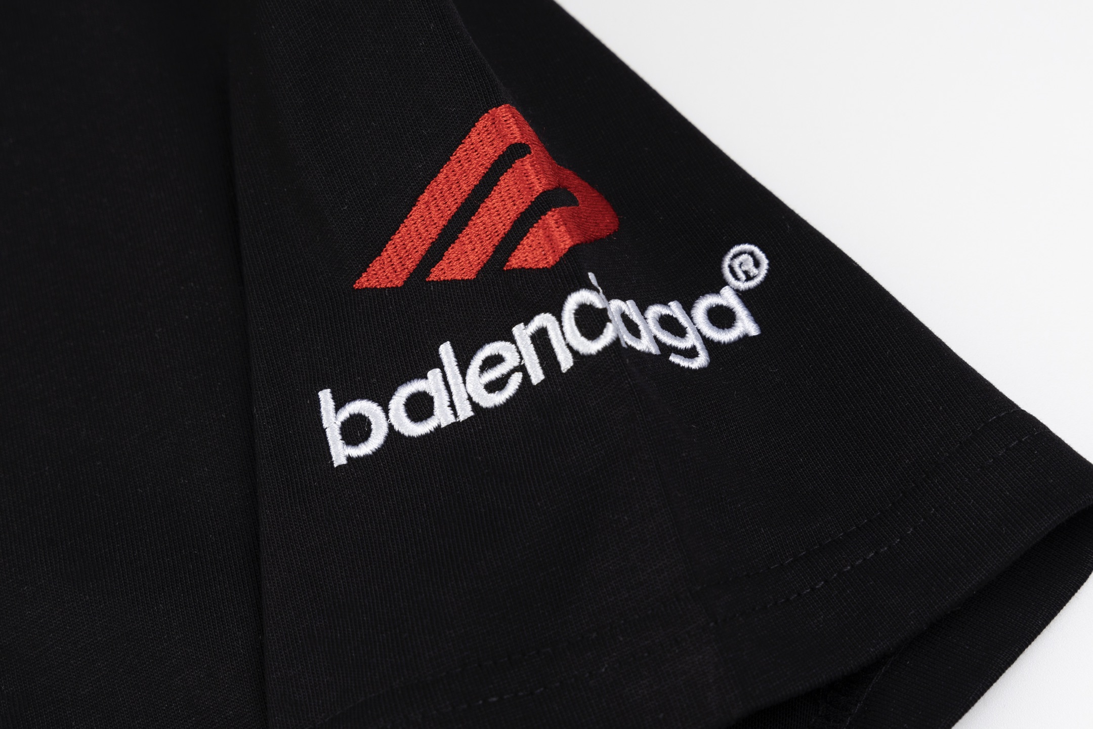 BALENCIAGA  短袖服装,balenciaga,包 8