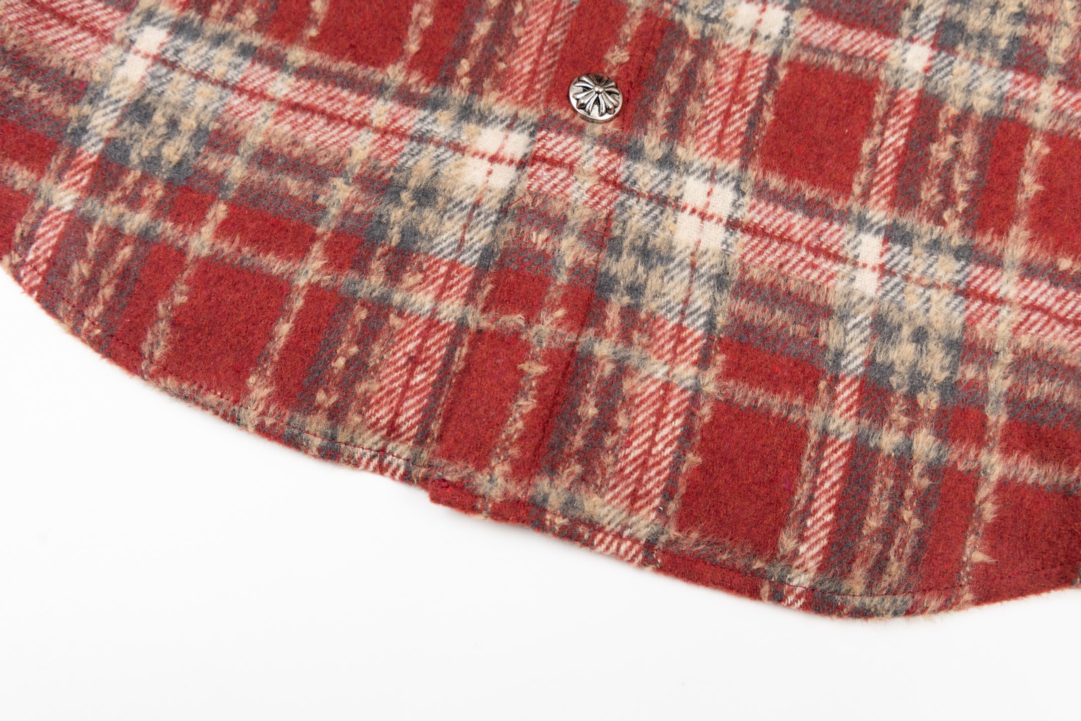 クローシン流苏格子刺绣皮標衬衫 - 高級刺繍とレーザー切り牛皮