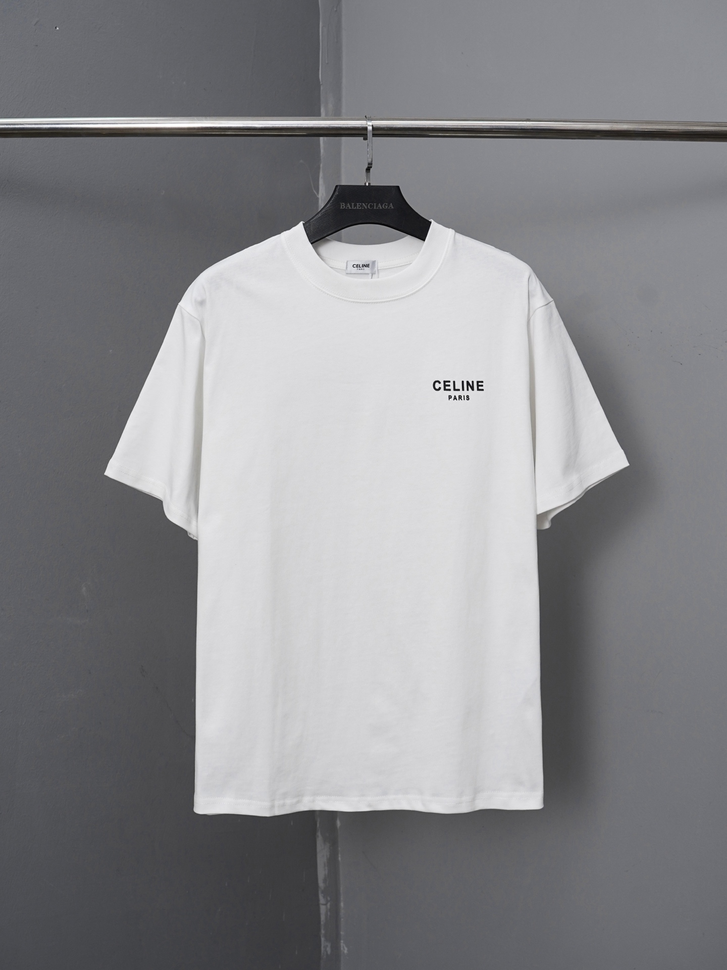 p85 modelo PJ060 camiseta de manga corta con estampado de letras delanteras y traseras Celine, réplica personalizada, m…