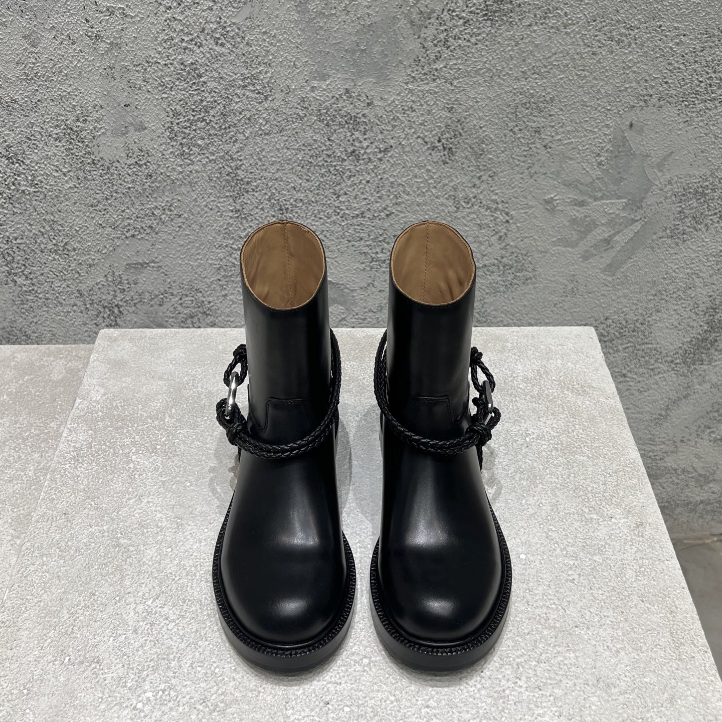 Bottega Veneta Bottines femme Cuir Noir Chaîne