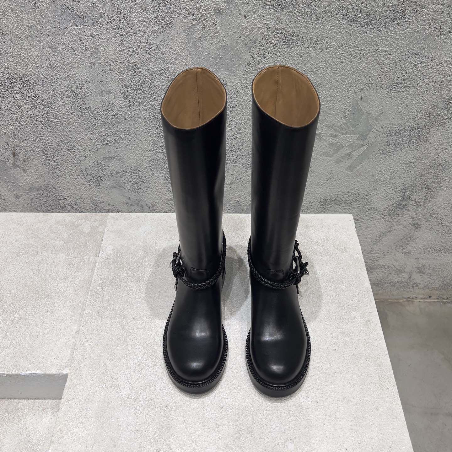 Bottega Veneta Bottes hautes femme James en cuir de veau noir