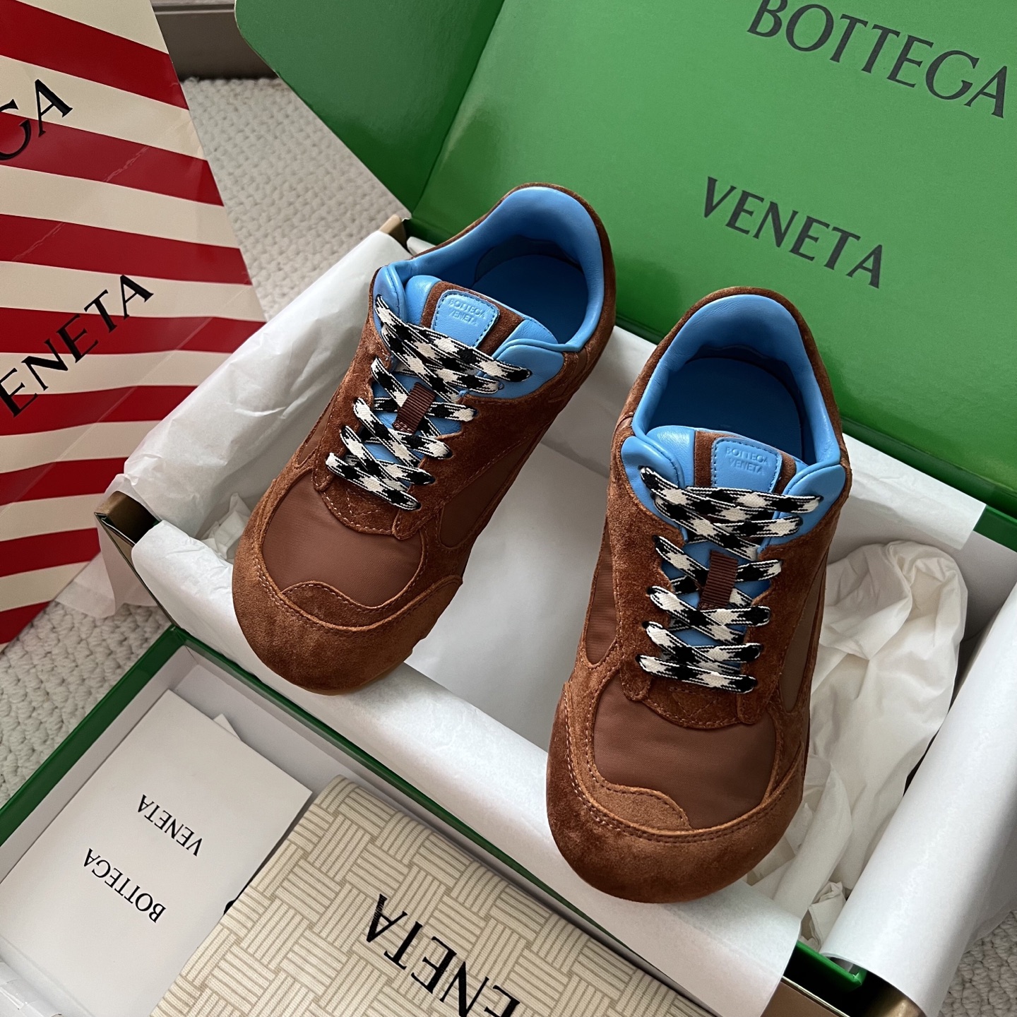 Bottega Veneta Orbit Retro Casual Sneakers Mesh Suede