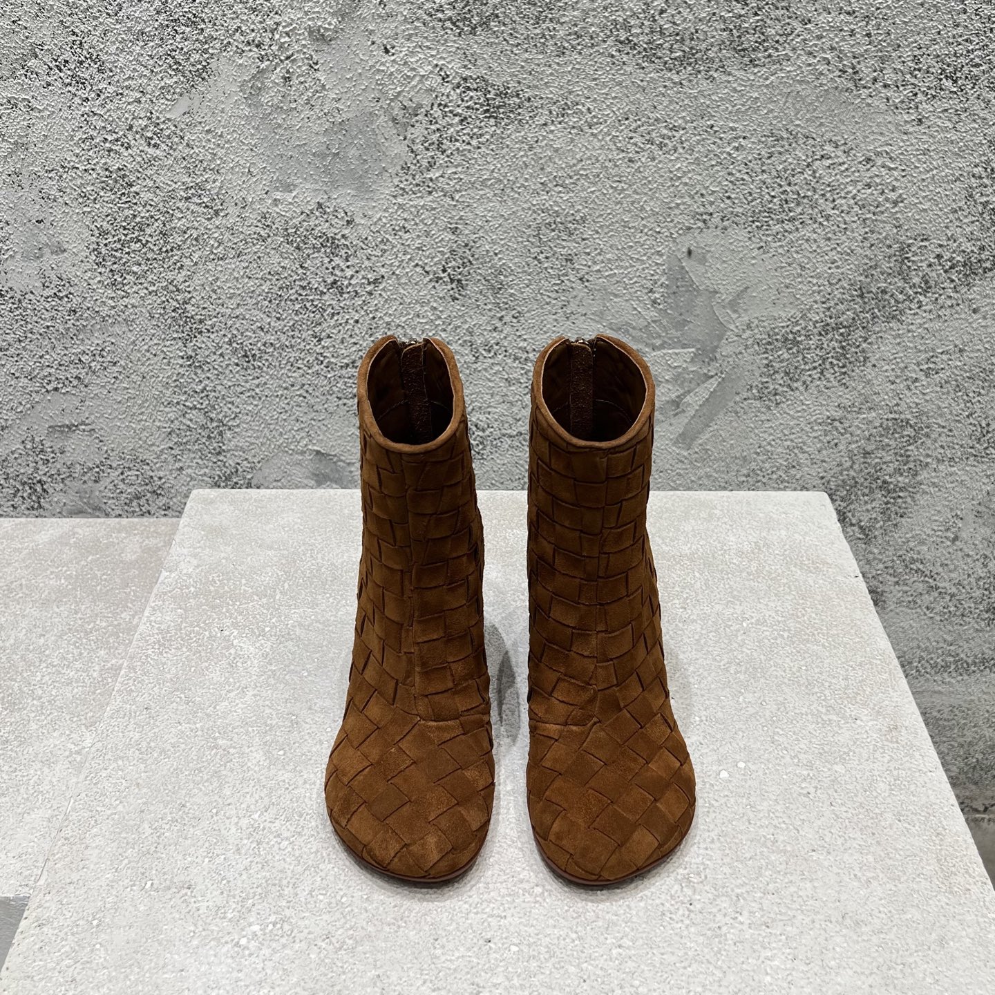 Bottega Veneta Intrecciato Ankle Boots Suede Calfskin Brown