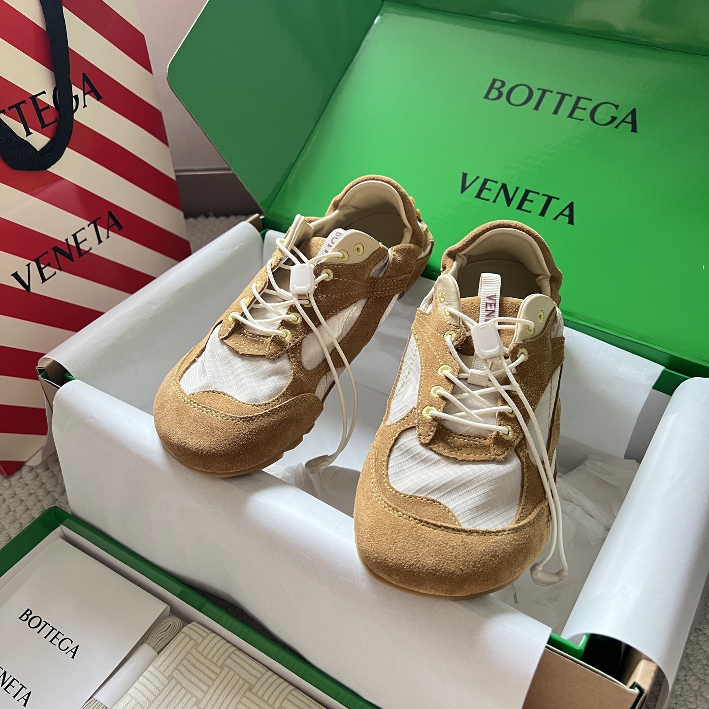 Bottega Veneta casual sneakers leather mesh lace-up low-top