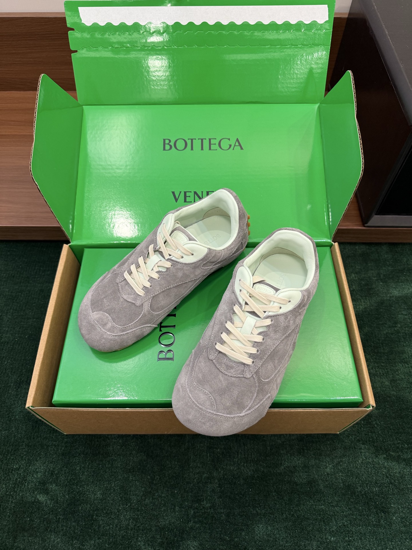Bottega Veneta Orbit Retro Casual Sneakers Mesh Suede