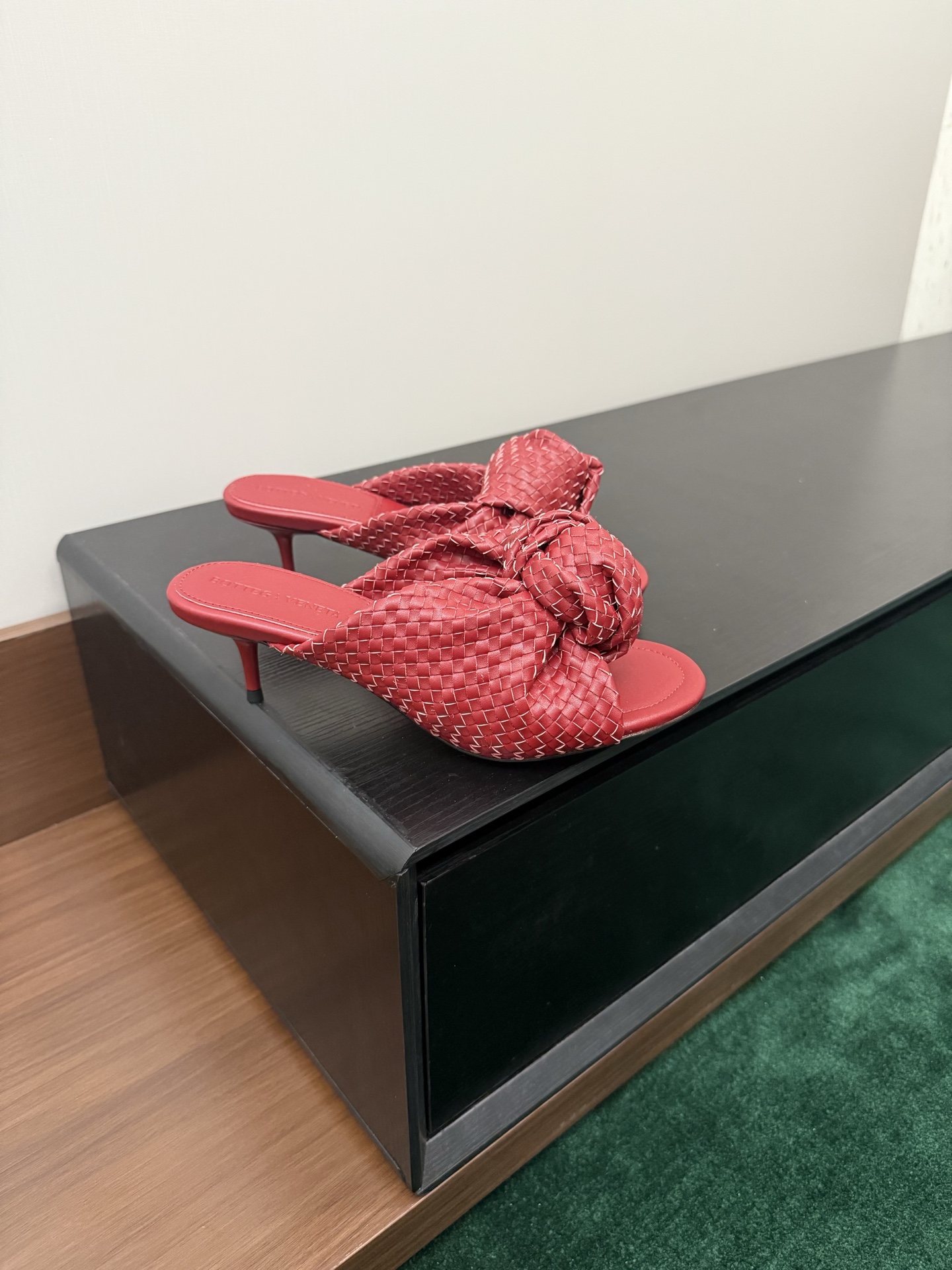Bottega Veneta Women's Mules Woven Leather Knot