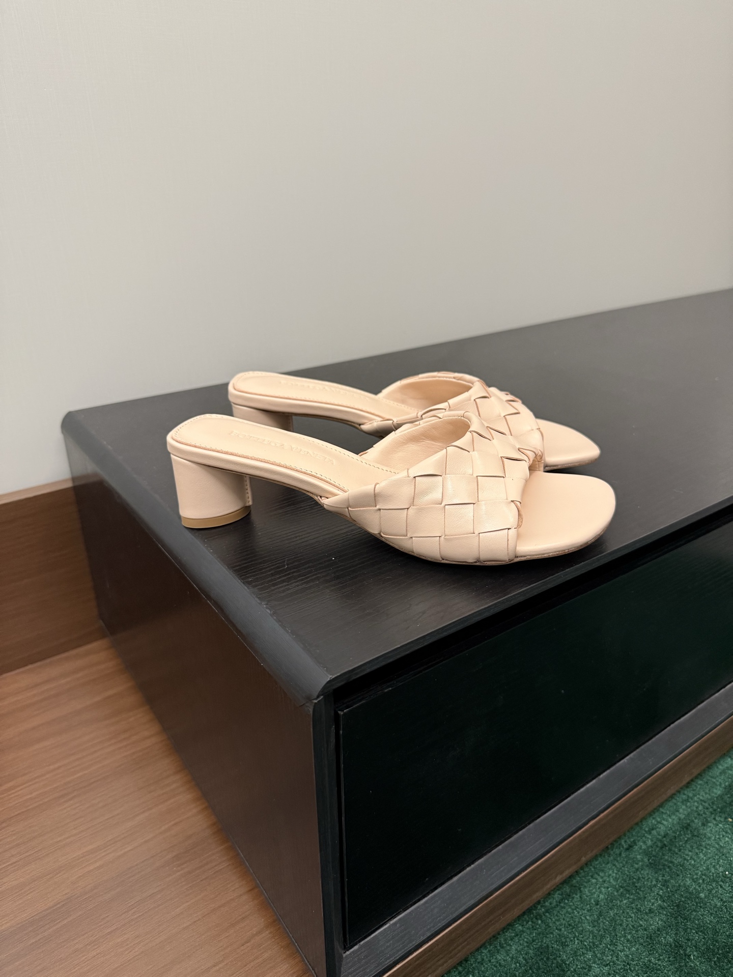 Bottega Veneta Intrecciato Mule Sandals Leather Square Toe