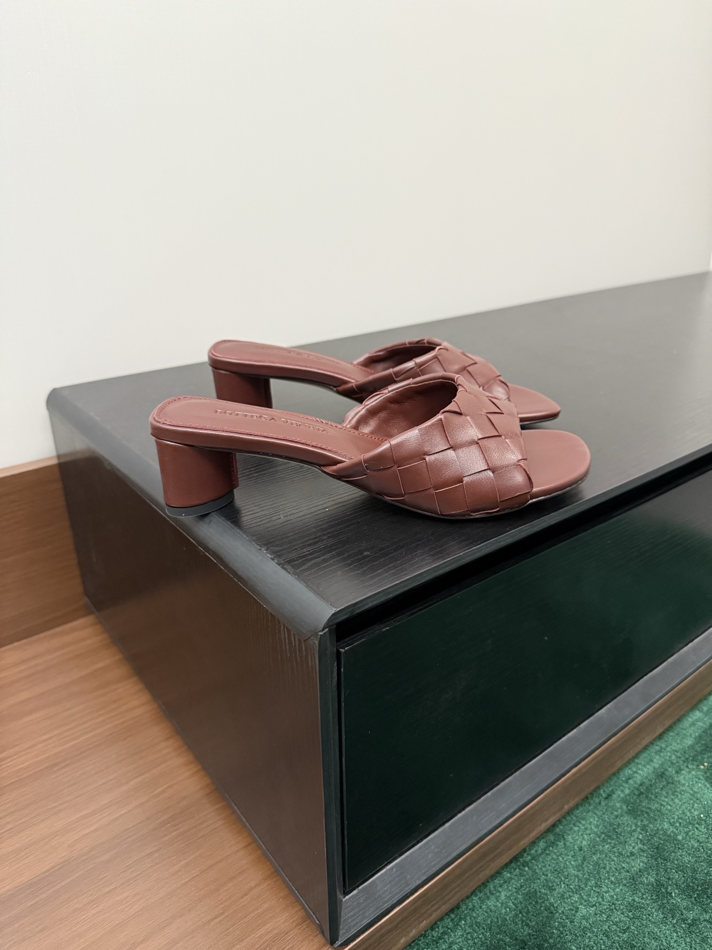 Bottega Veneta Intrecciato Mules Sandals Leather