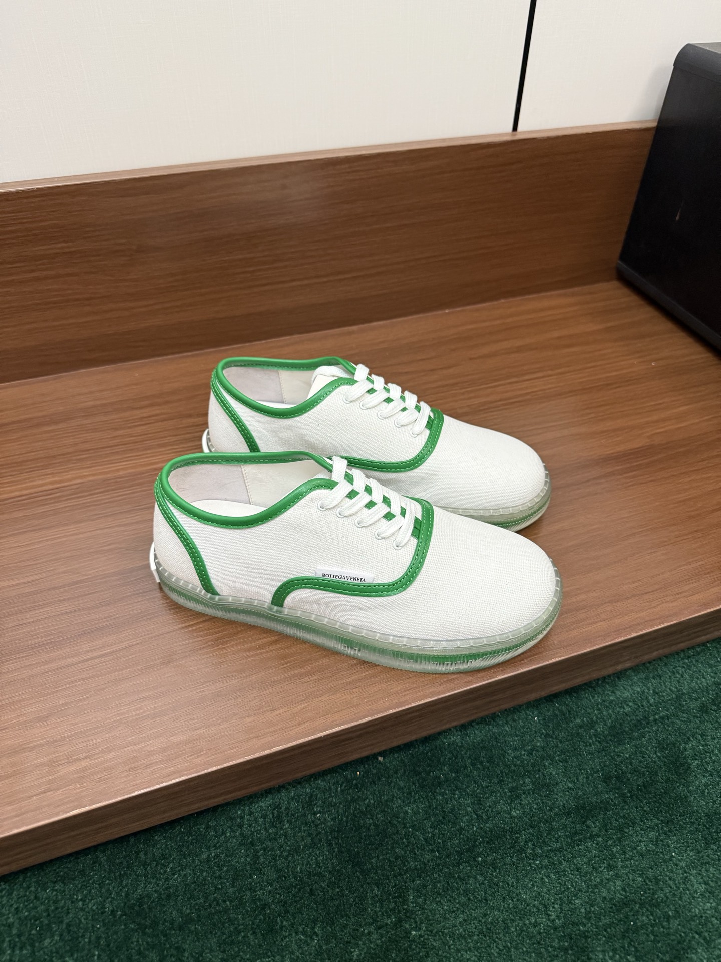 Bottega Veneta Intrecciato Sneakers Leather Transparent Sole