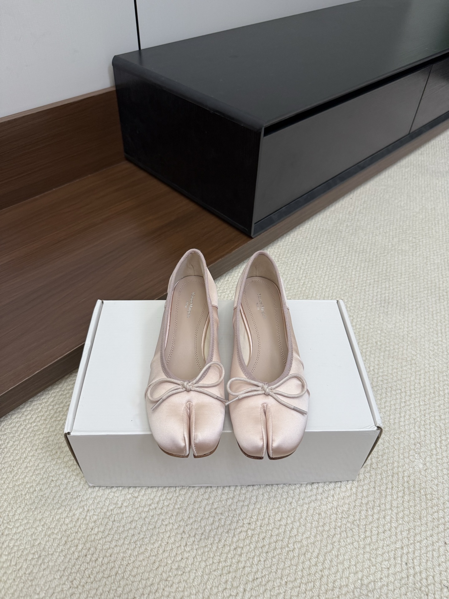 Maison Margiela Tabi Mary Jane Shoes Satin Bow