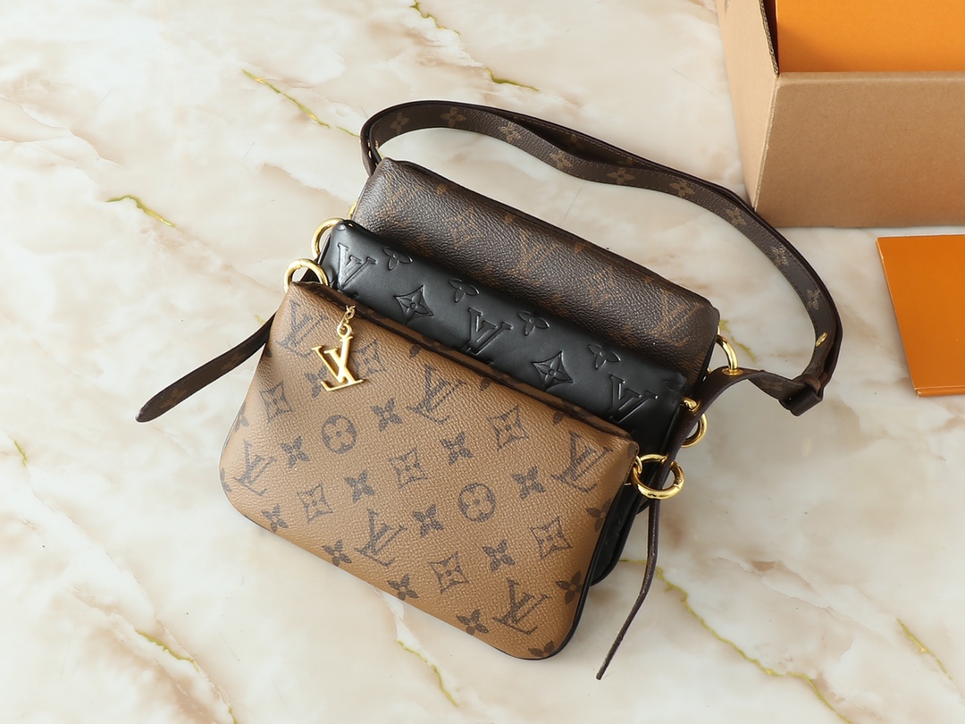 Louis Vuitton Tassen handtassen Monogram Canvas Kalfsleer Koeienhuid Schapenvacht Herfstcollectie M45412